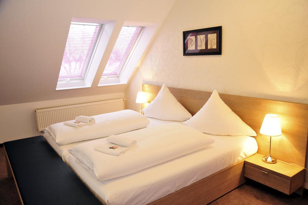 Bernstein Acamed Resort Nienburg  Room photo