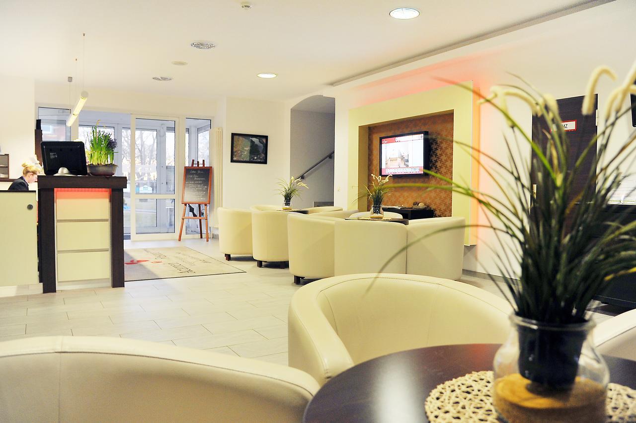 Bernstein Acamed Resort Nienburg  Exterior photo